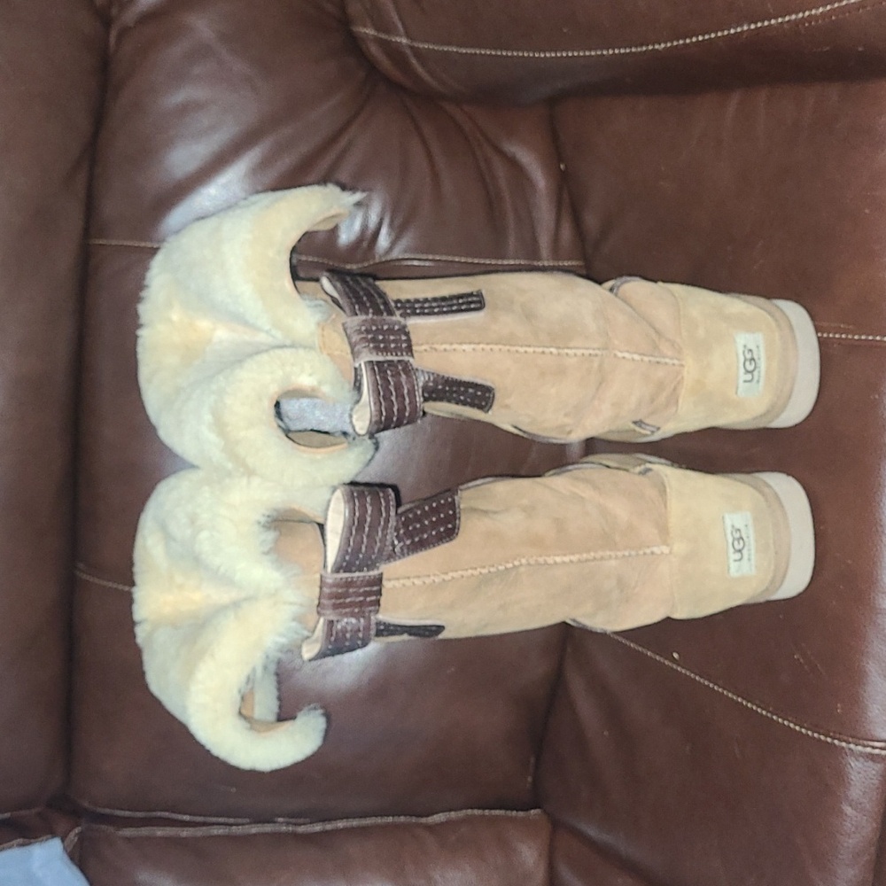 UGG Genevieve Leather Bow Tall Sherling Boot Tan